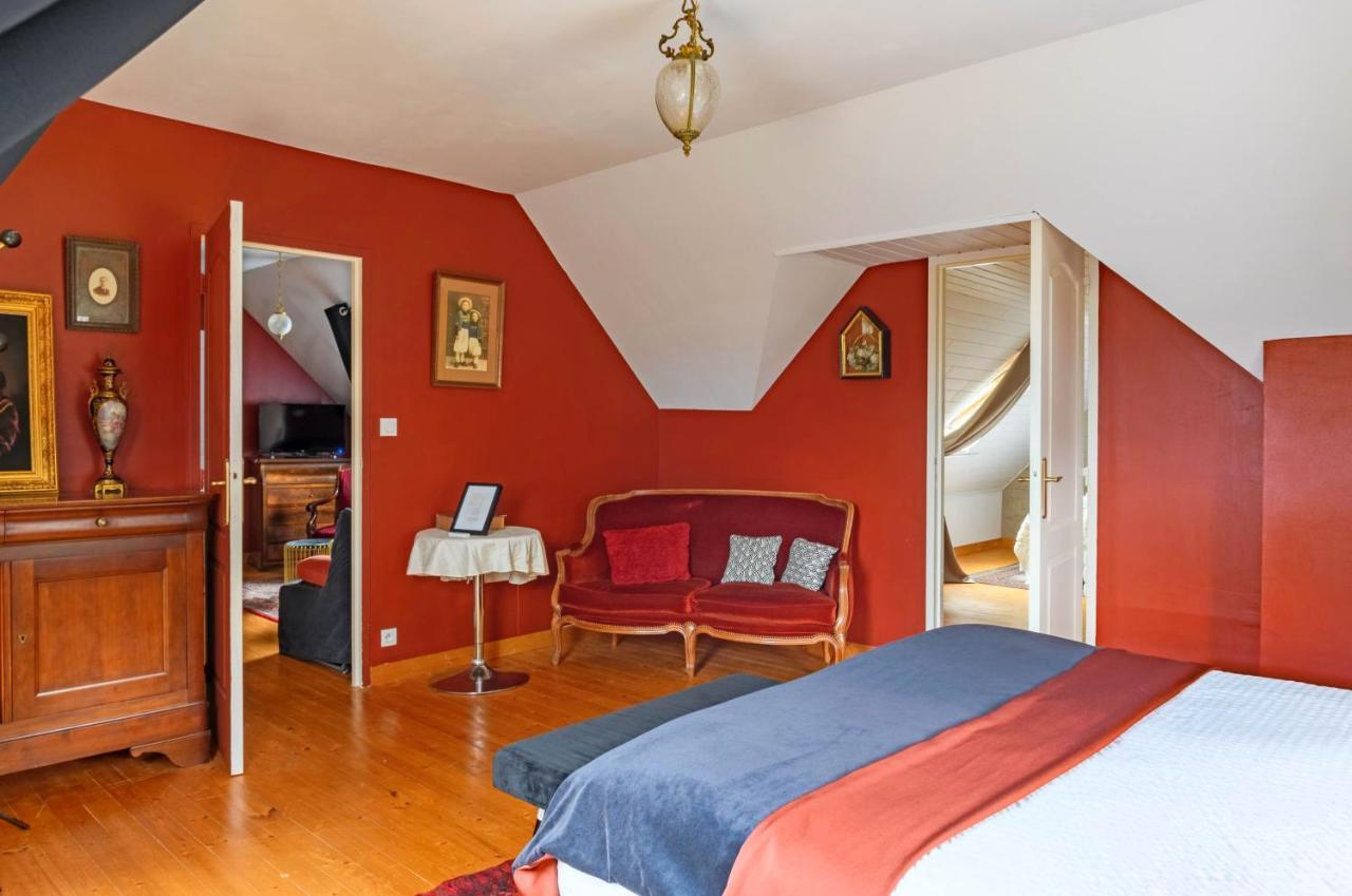 Les Pierres Bleues Bed & Breakfast Saint-Coulitz Bagian luar foto